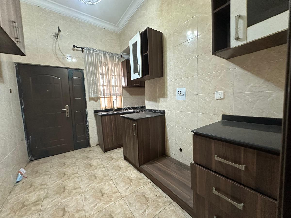 Luxury 4 Bedroom Semi Detached Duplex with Gate Man House, Gra Phase 1, Magodo, Lagos, Semi-detached Duplex for Rent