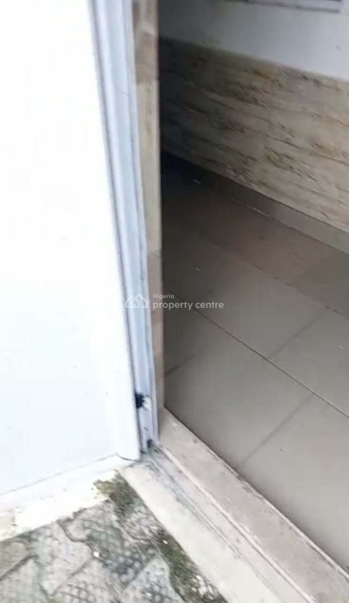Very Clean Miniflat in a Call in Estate with Access Road, Other Amenit, Emerald Estate, Ilaje, Ajah, Lagos, Mini Flat (room and Parlour) for Rent