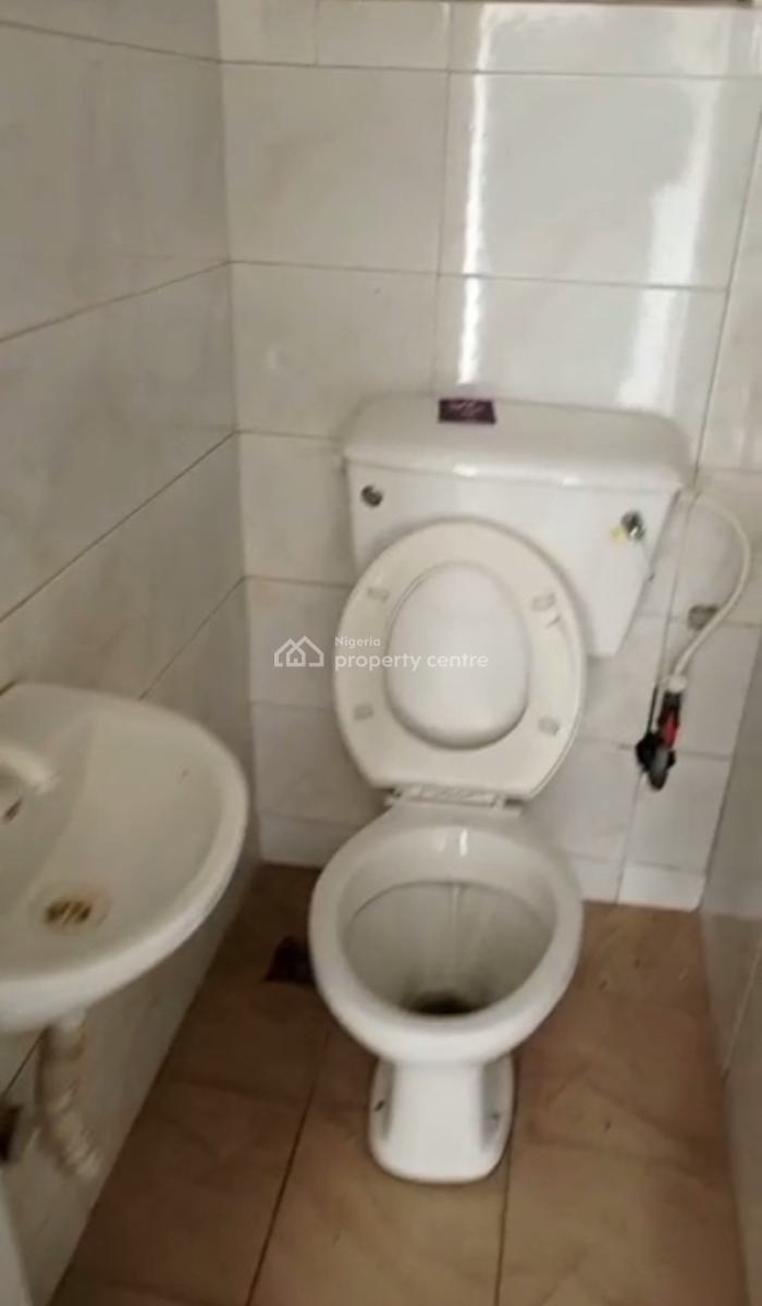 Very Clean Miniflat in a Call in Estate with Access Road, Other Amenit, Emerald Estate, Ilaje, Ajah, Lagos, Mini Flat (room and Parlour) for Rent
