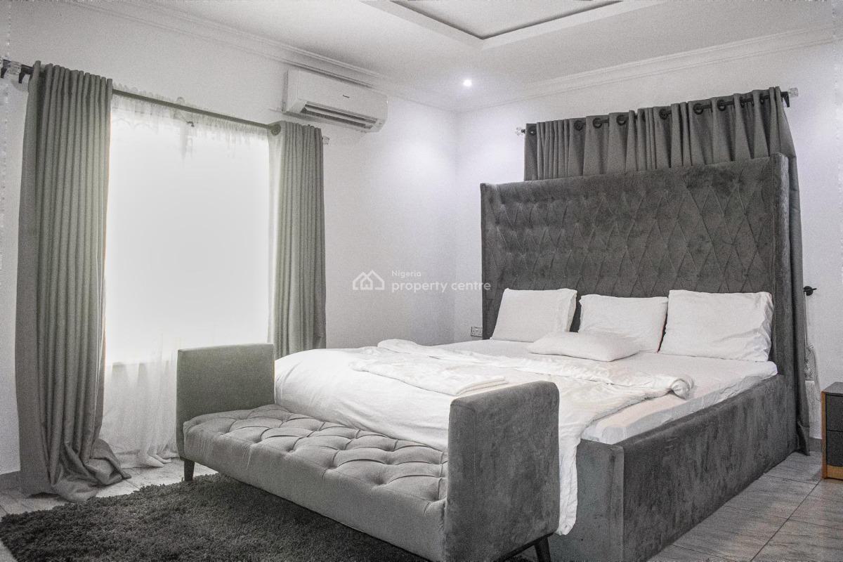 Fully Furnished Spacious 3 Bed Flat with Bq on 3rd Floor with Elevator, Lekki Gardens Estate, Kusenla, Ikate, Lekki, Lagos, Flat / Apartment for Sale
