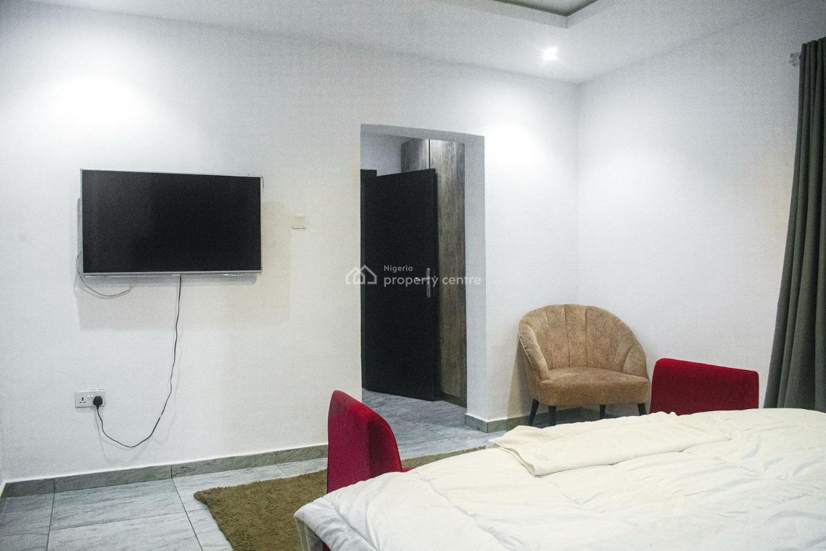 Fully Furnished Spacious 3 Bed Flat with Bq on 3rd Floor with Elevator, Lekki Gardens Estate, Kusenla, Ikate, Lekki, Lagos, Flat / Apartment for Sale