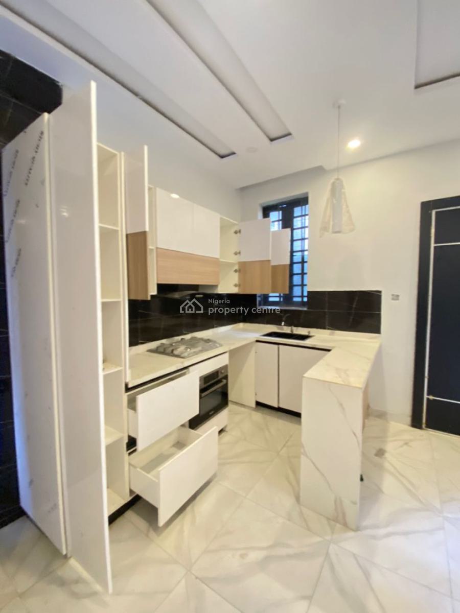2 Bedroom Apartment with Private Backyard, Ikate, Lekki, Lagos, Flat / Apartment for Rent