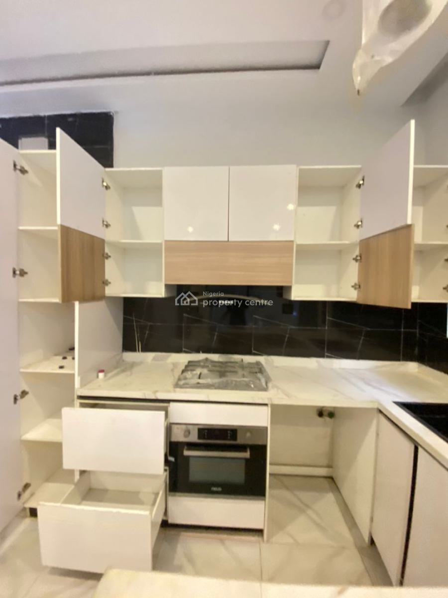2 Bedroom Apartment with Private Backyard, Ikate, Lekki, Lagos, Flat / Apartment for Rent