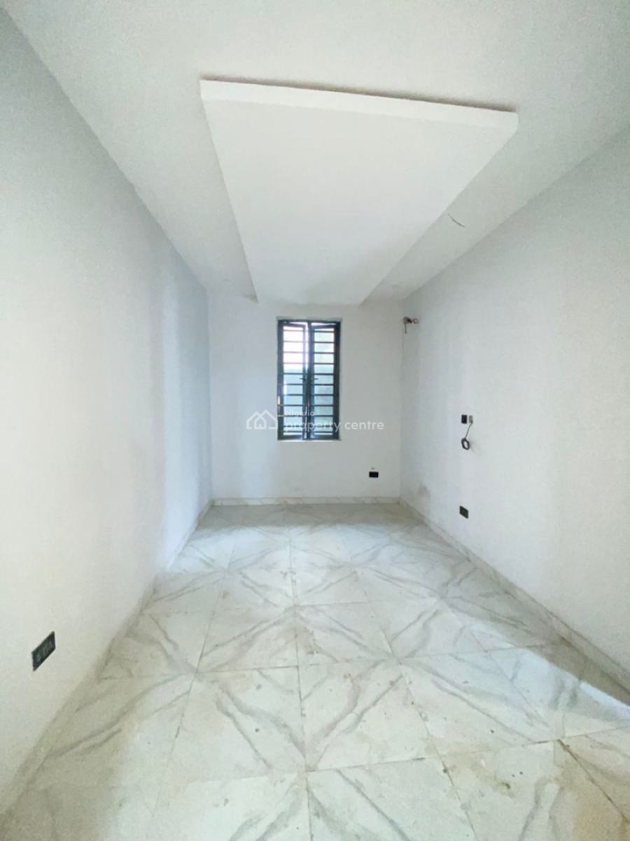 2 Bedroom Apartment with Private Backyard, Ikate, Lekki, Lagos, Flat / Apartment for Rent