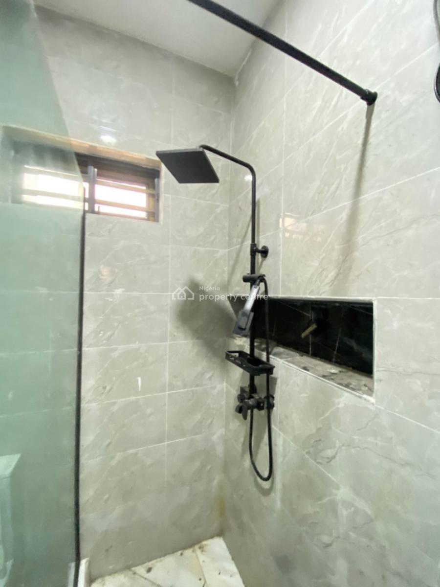 2 Bedroom Apartment with Private Backyard, Ikate, Lekki, Lagos, Flat / Apartment for Rent
