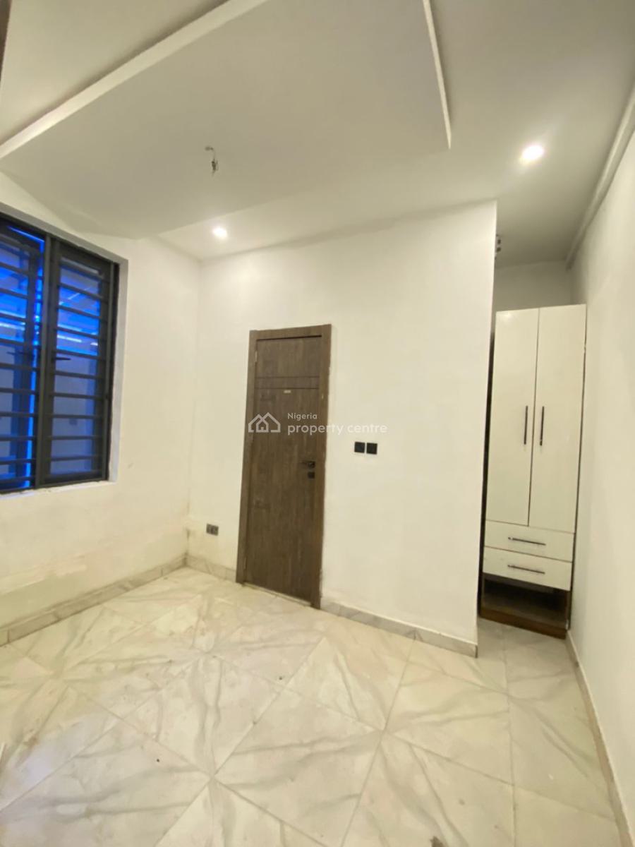 2 Bedroom Apartment with Private Backyard, Ikate, Lekki, Lagos, Flat / Apartment for Rent
