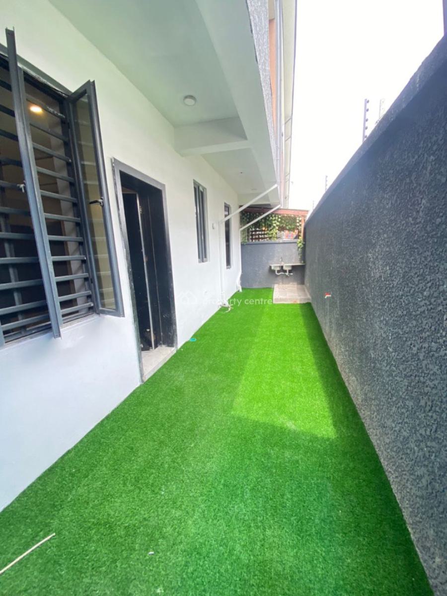 2 Bedroom Apartment with Private Backyard, Ikate, Lekki, Lagos, Flat / Apartment for Rent