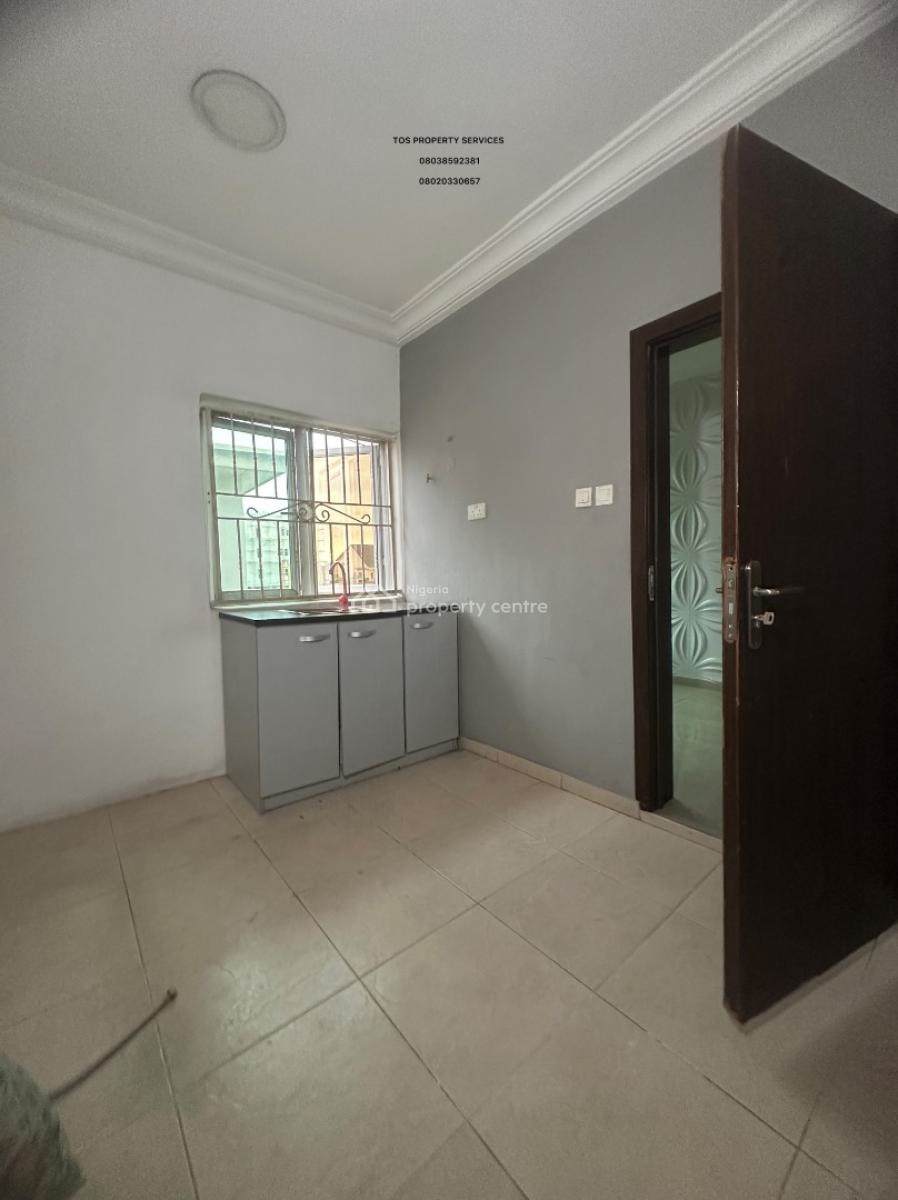 Cute 2 Bedroom Flat for Commercial Use, Admiralty Axis, Lekki Phase 1, Lekki Phase 1, Lekki, Lagos, Office Space for Rent