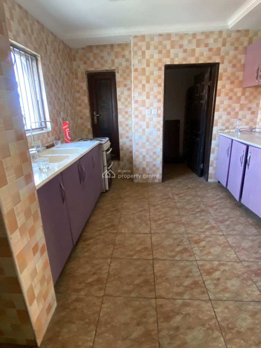 Luxury Serviced 3 Bedroom Flat  Very Soacious, Victoria Island Proper , in an Estate, Video Available, Victoria Island (vi), Lagos, Flat / Apartment for Rent