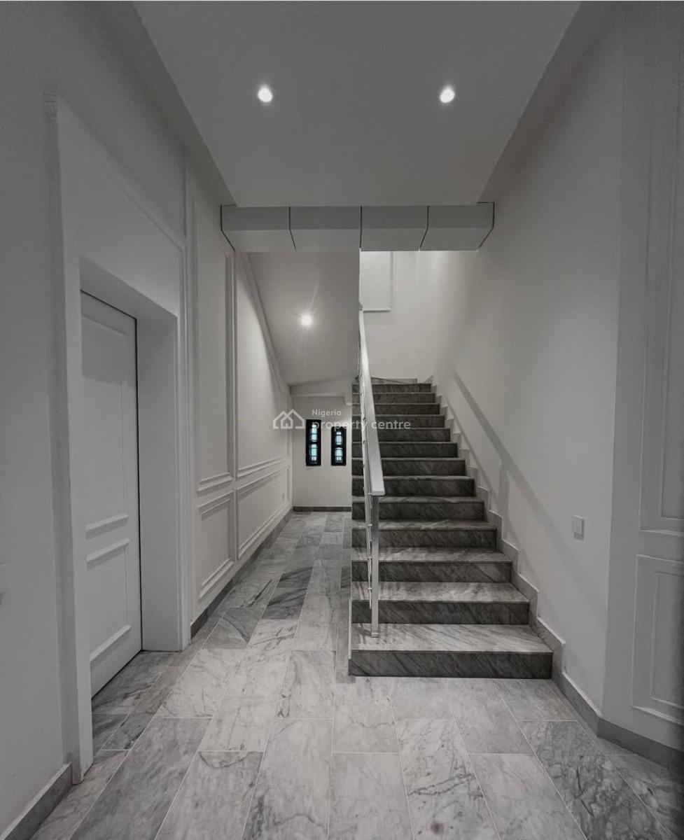 8 Bedroom Fully Detached Duplex with 2 Rooms Detached Bqs, Wuse Abuja, Wuse, Abuja, Detached Duplex for Sale