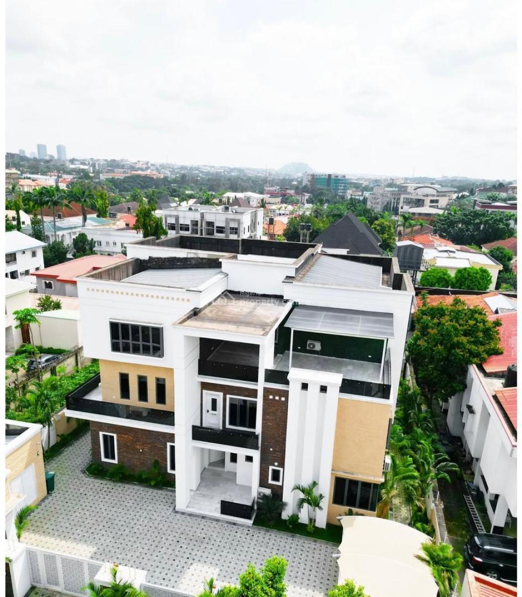 8 Bedrooms Fully Detached Duplex with 2 Rooms Detached Bqs, Wuse, Abuja, Detached Duplex for Sale