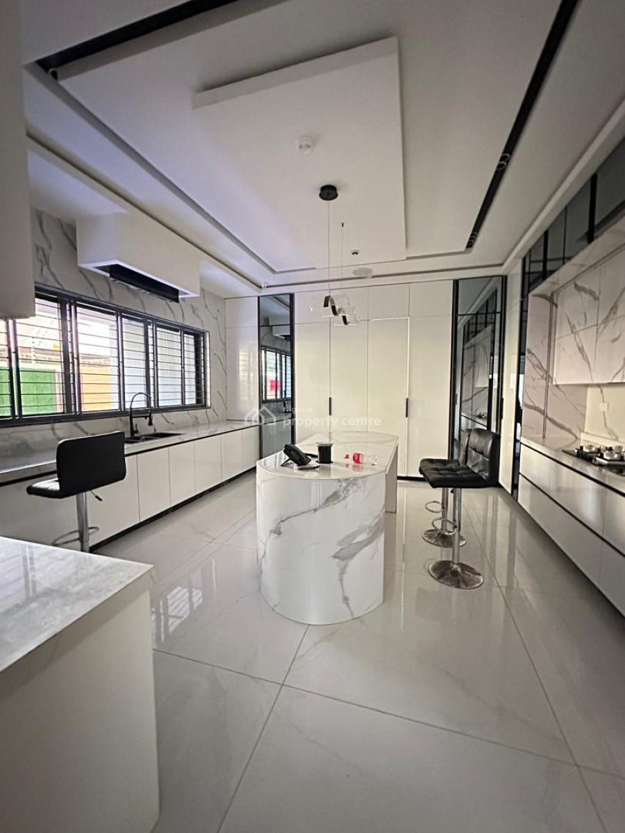 Exquisite Spacious 5 Bedroom Fully Detached Duplex with Bq,cinema,pool, Spacious 5 Bedroom in a Serene Environment with C of O , Lekki Phase 1, Lekki Phase 1, Lekki, Lagos, Detached Duplex for Sale