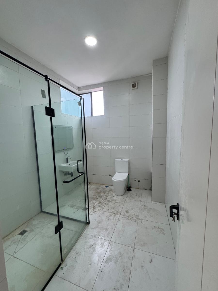 Well Maintained Mini Flat Apartment, Lekki Phase 1, Lekki, Lagos, Mini Flat (room and Parlour) for Rent