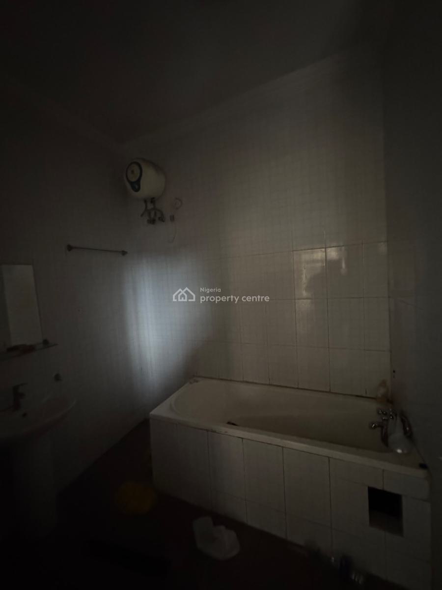 Well Maintained 2 Bedroom Apartment, Ikate, Lekki, Lagos, Flat / Apartment for Rent