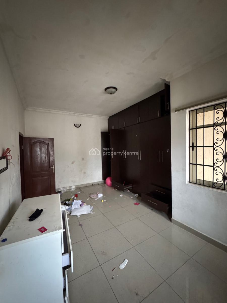 Well Maintained 2 Bedroom Apartment, Ikate, Lekki, Lagos, Flat / Apartment for Rent