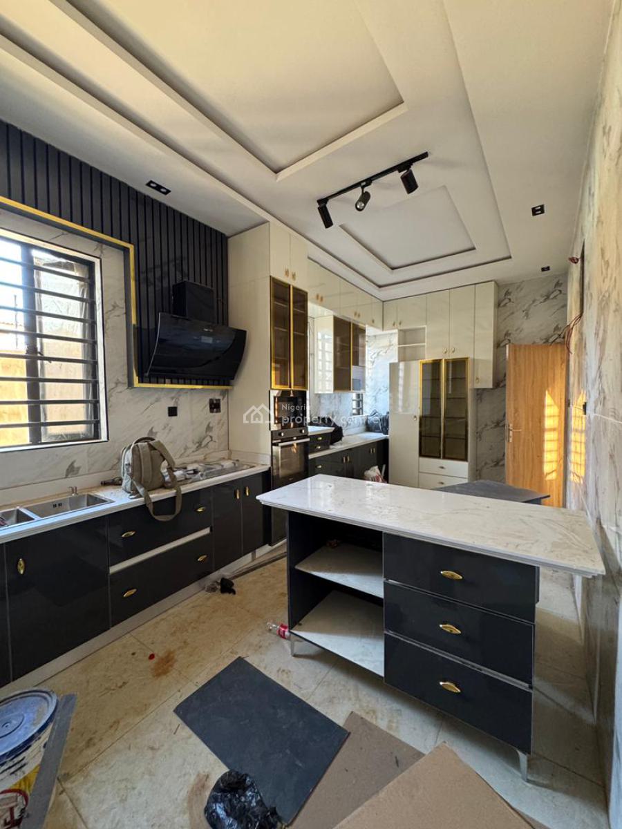 Elegant 4 Bedroom Fully Detached Duplex with Bq, Magodo, Lagos, Detached Duplex for Sale