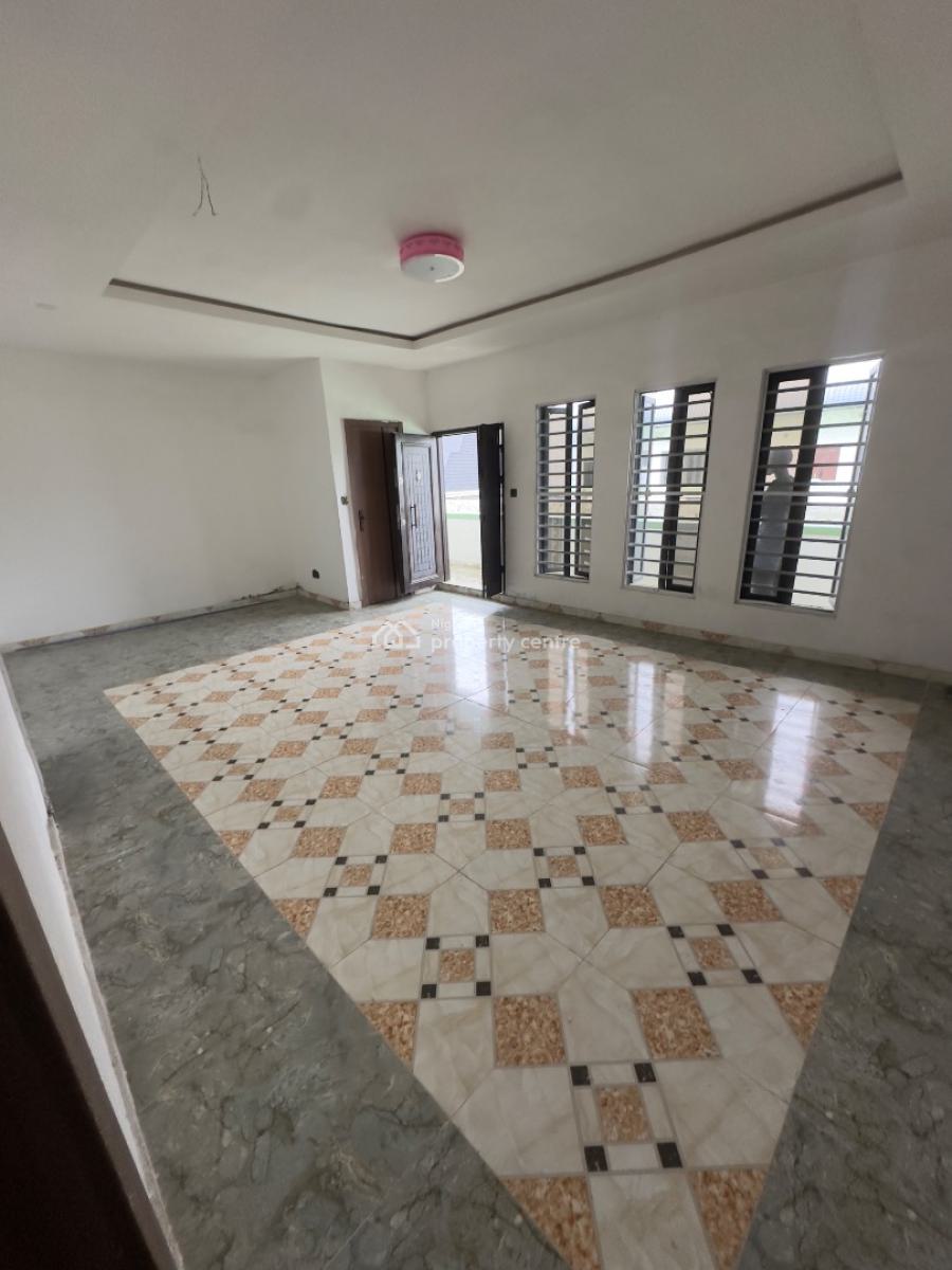 Luxury Miniflat Penthouse, Royal Pine Gate 3 Orchid, Lekki Phase 2, Lekki, Lagos, Flat / Apartment for Rent