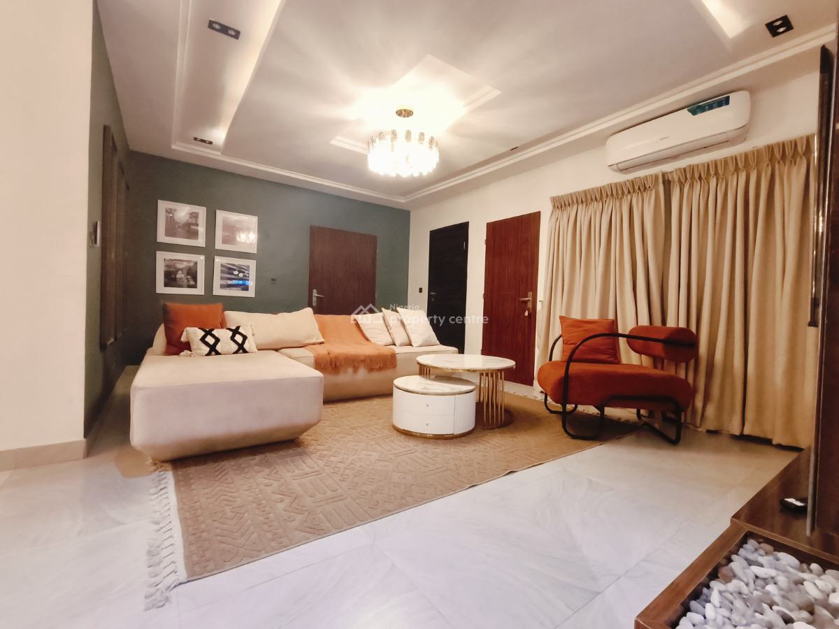 Exquisite 2 Bedroom Apartment, Lekki Phase 1, Lekki, Lagos, Flat / Apartment Short Let