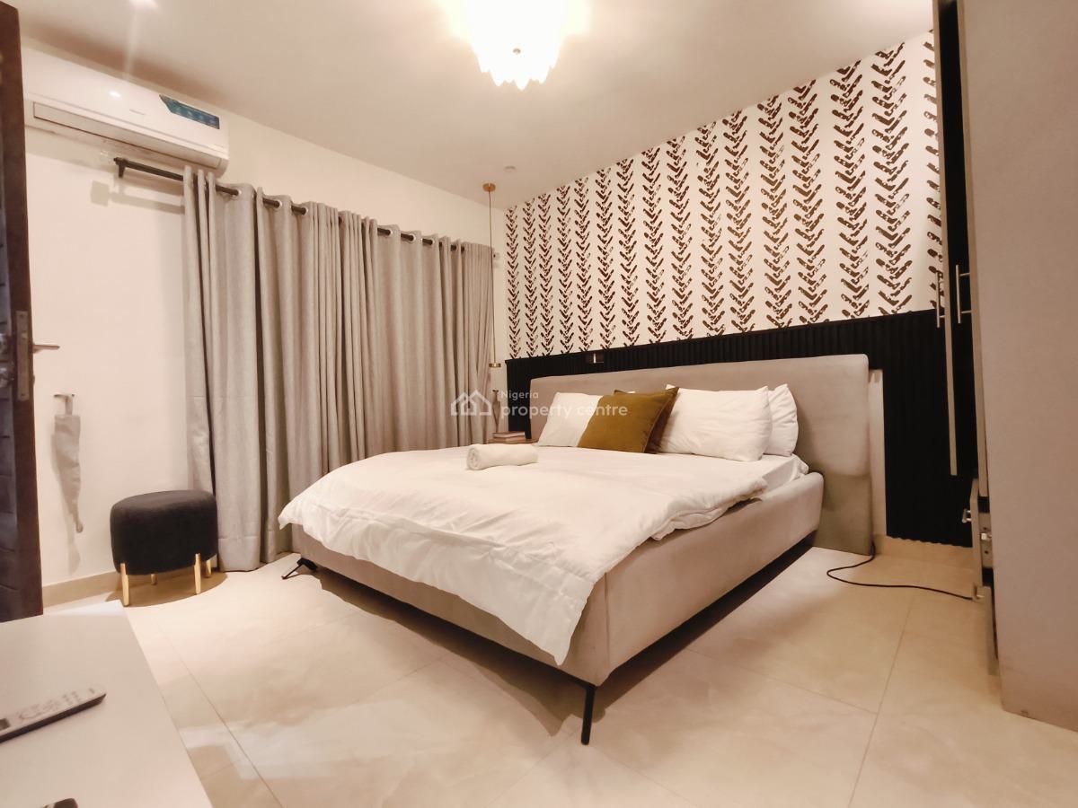 Exquisite 2 Bedroom Apartment, Lekki Phase 1, Lekki, Lagos, Flat / Apartment Short Let