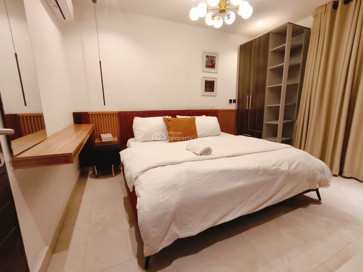 Exquisite 2 Bedroom Apartment, Lekki Phase 1, Lekki, Lagos, Flat / Apartment Short Let
