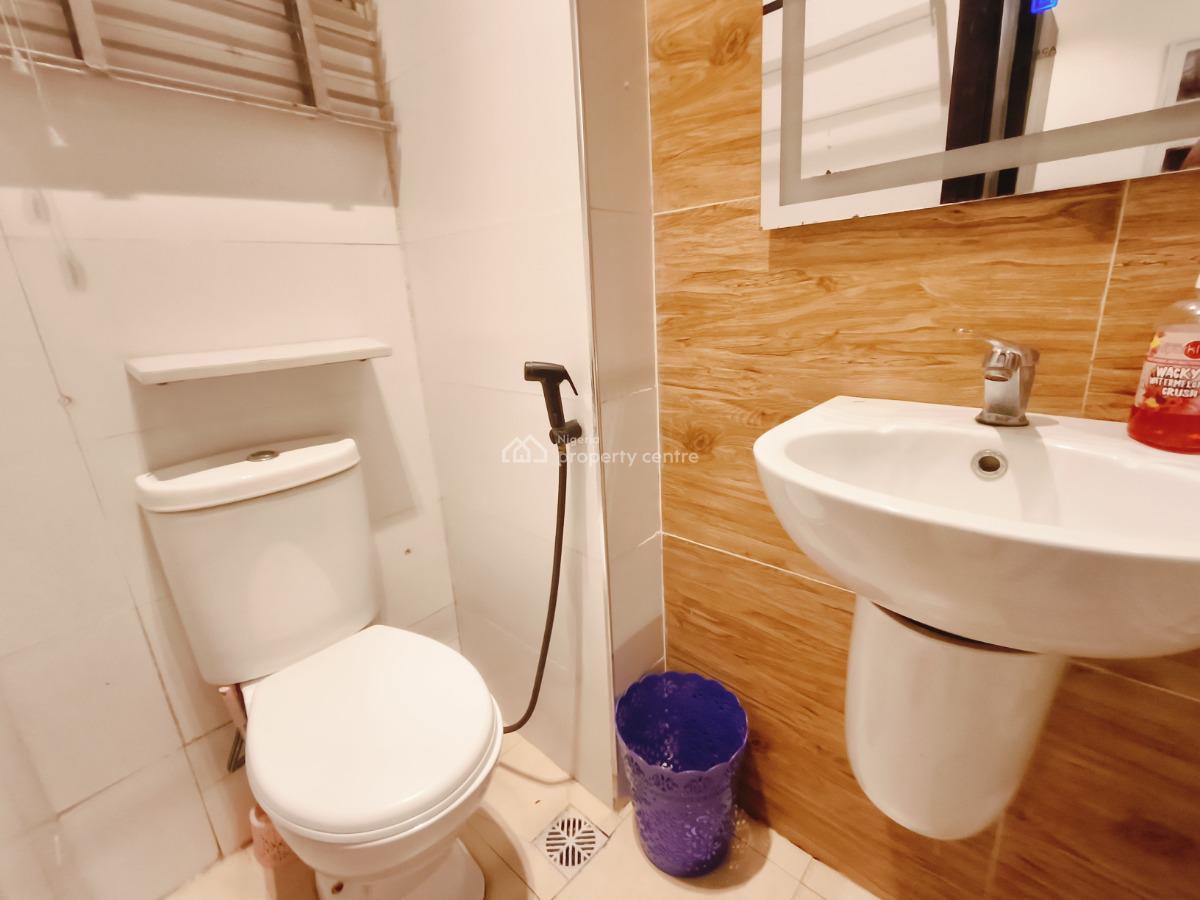 Exquisite 2 Bedroom Apartment, Lekki Phase 1, Lekki, Lagos, Flat / Apartment Short Let
