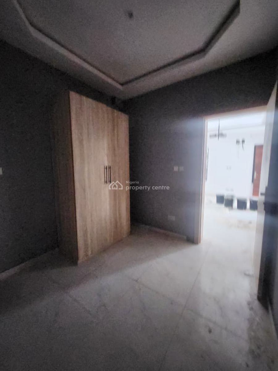Well Maintained Spacious 2 Bedrooms Apartment, Ikate, Lekki, Lagos, Flat / Apartment for Rent