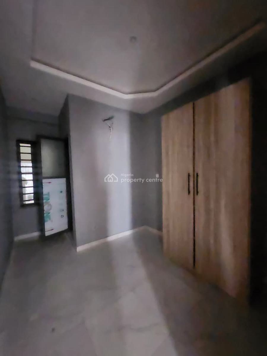 Well Maintained Spacious 2 Bedrooms Apartment, Ikate, Lekki, Lagos, Flat / Apartment for Rent