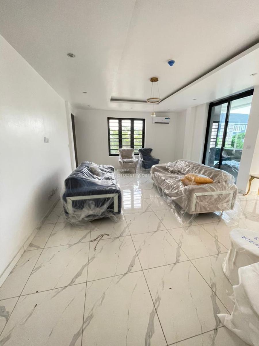 Spacious 2 Bedroom Apartment Suitable for Investment, Lekki Right, Lekki, Lagos, Flat / Apartment for Sale