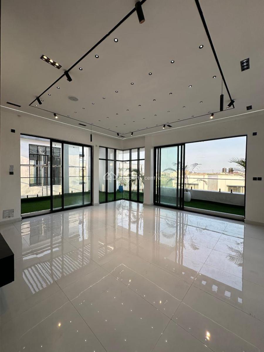Exquisite Spacious 6 Bedroom Fully Detached Duplex with Bq, Cinema, Ro, 6 Bedroom in a Serene Environment with Rooftop, Chevron Lekki, Lekki, Lagos, Detached Duplex for Sale