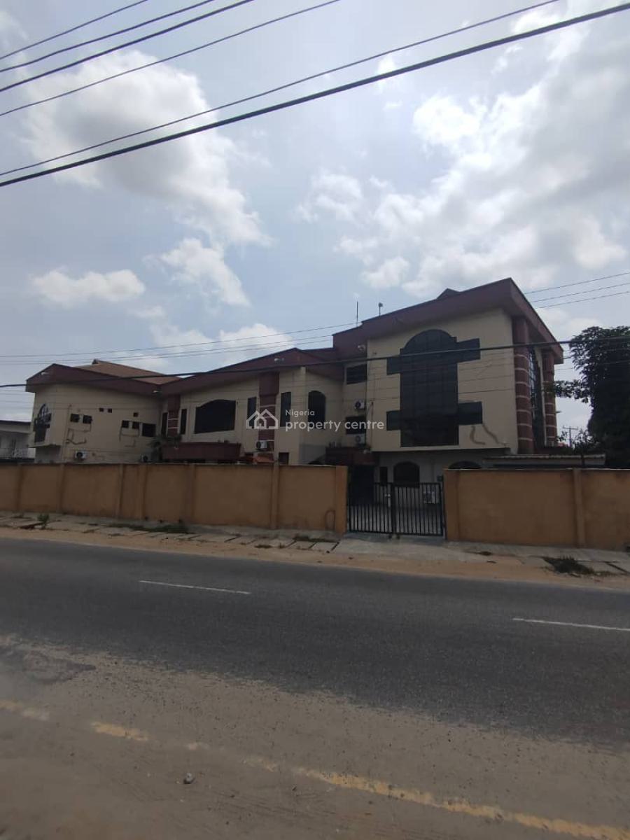 Has 6 Rooms That Has Toilets/showers.  There Are Reception Areas Up an, Adeniyi Jones, Ikeja, Lagos, Commercial Property for Rent