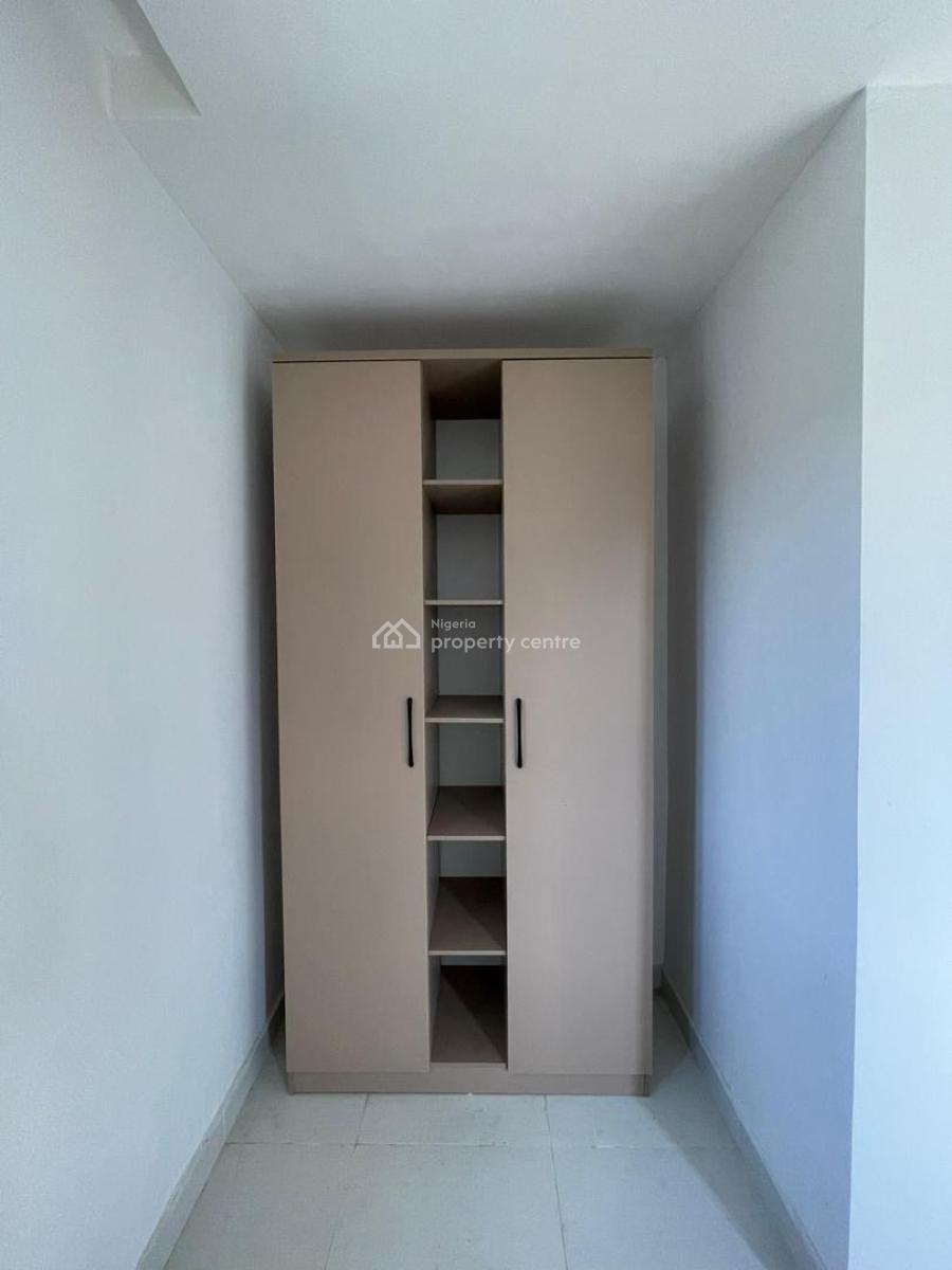 Beautiful 2 Bedroom Apartment in Serene Environment Ideal for Airbnb, Ikate Elegushi, Lekki, Lagos, Flat / Apartment for Sale