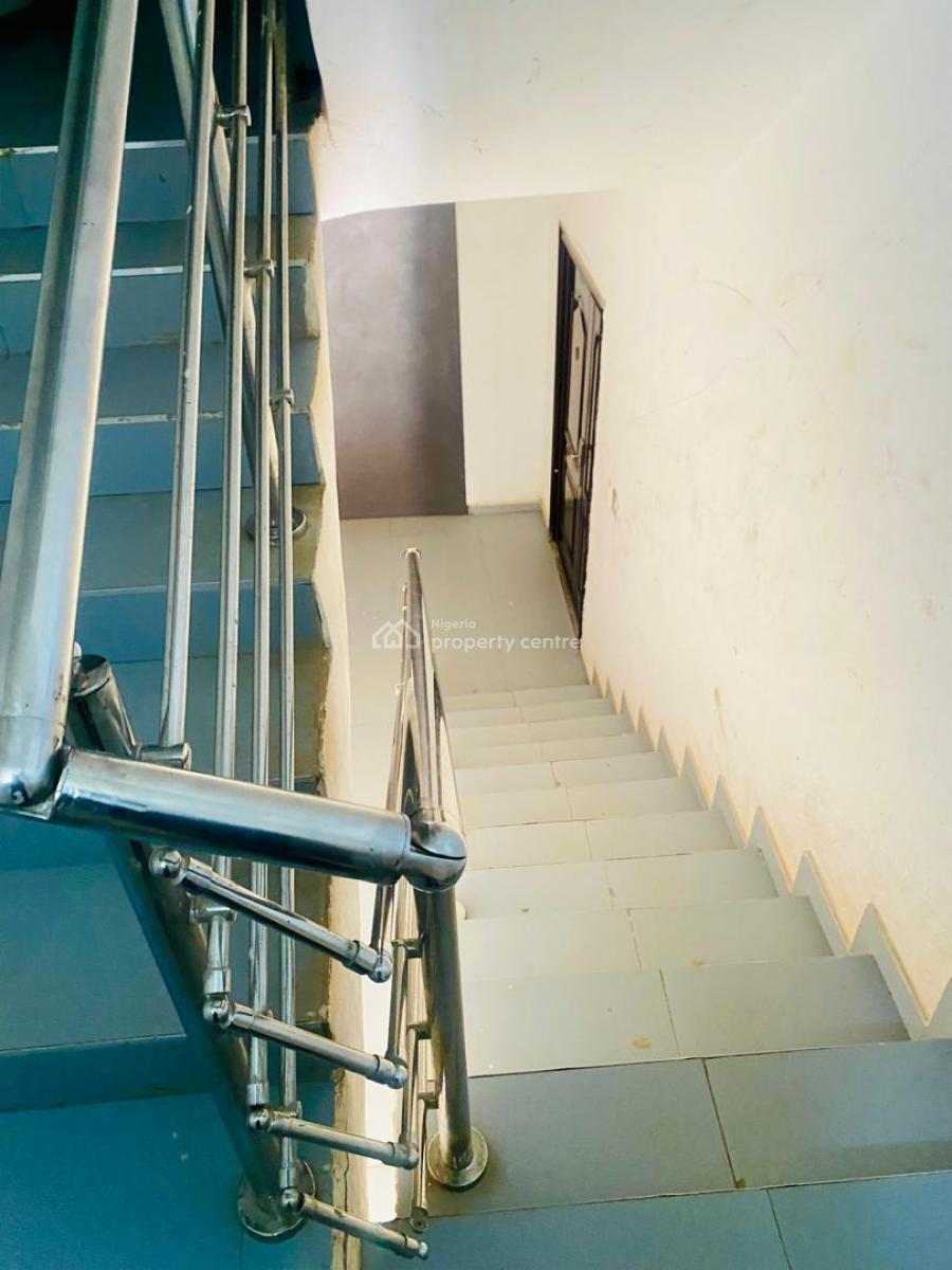 Very Spacious 2 Bedroom Apartment, Utako, Abuja, Flat / Apartment for Rent