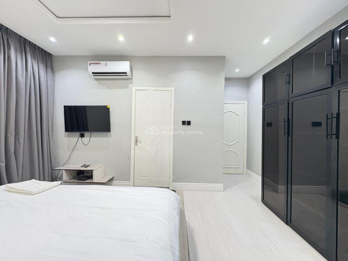Aesthetically Pleasing 2 Bedroom Apartment with Ps5, Victoria Island (vi), Lagos, Flat / Apartment Short Let
