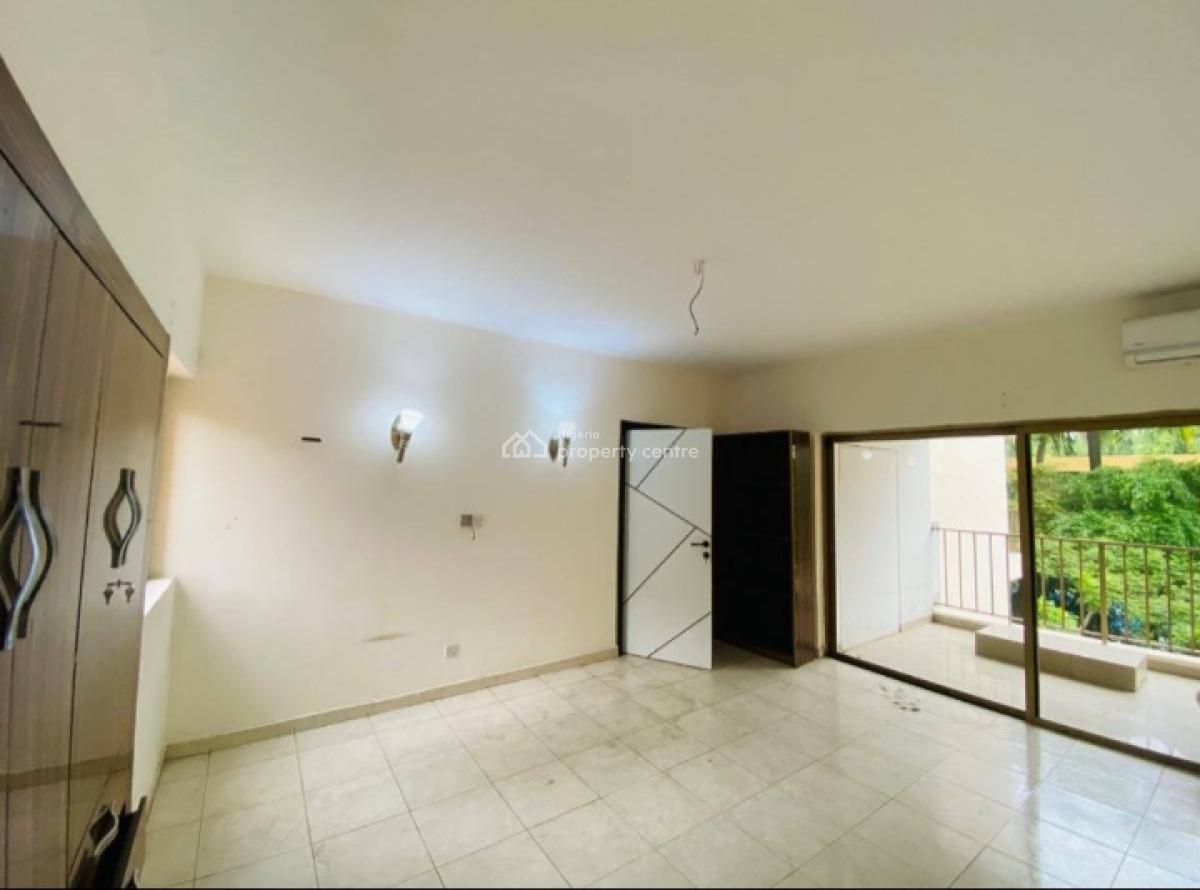 Elegant & Spacious 3 Bedroom with Swimming Pool, Badminton & Lawn Court, Old Ikoyi, Ikoyi, Lagos, Flat / Apartment for Rent