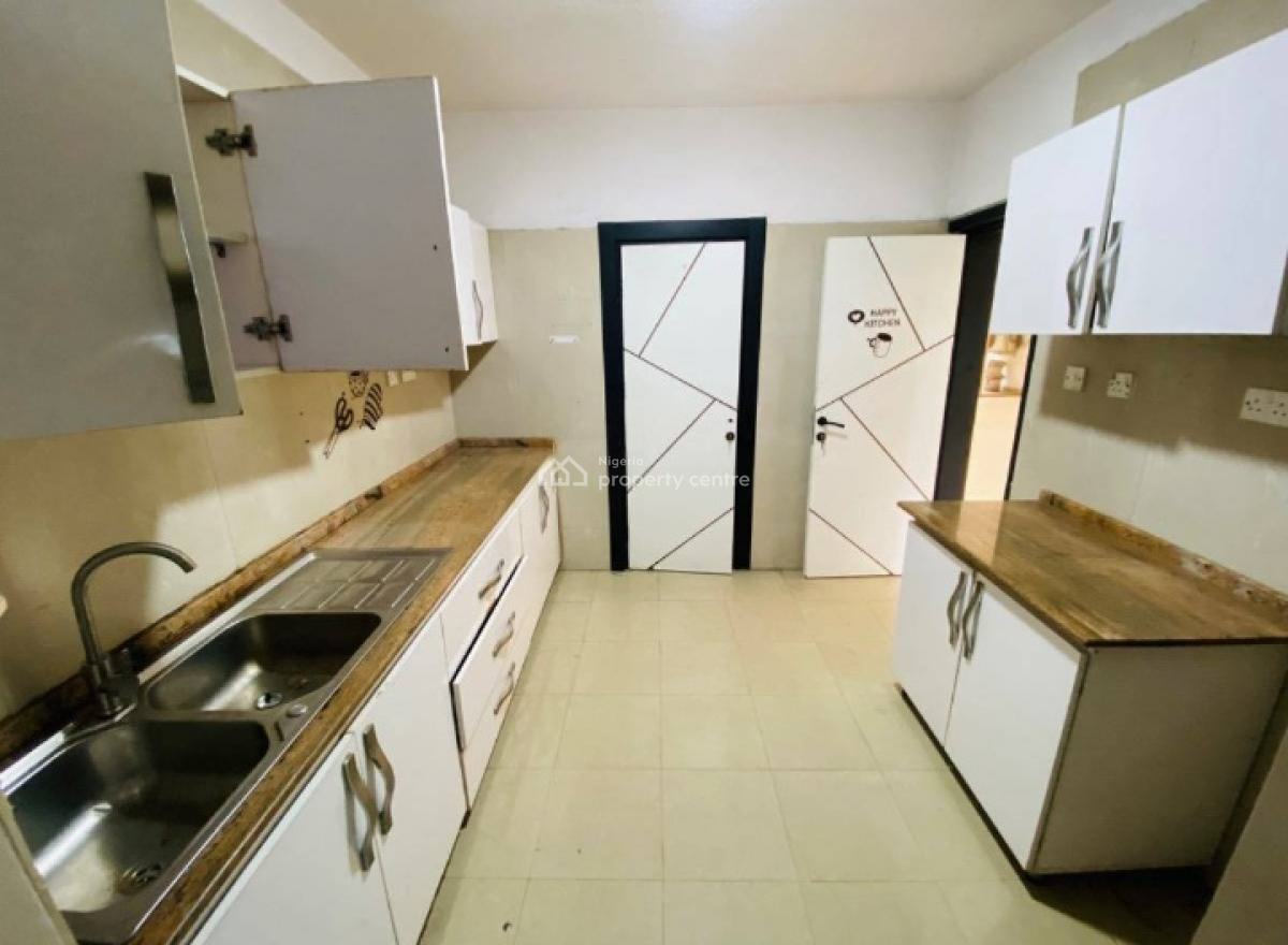 Elegant & Spacious 3 Bedroom with Swimming Pool, Badminton & Lawn Court, Old Ikoyi, Ikoyi, Lagos, Flat / Apartment for Rent