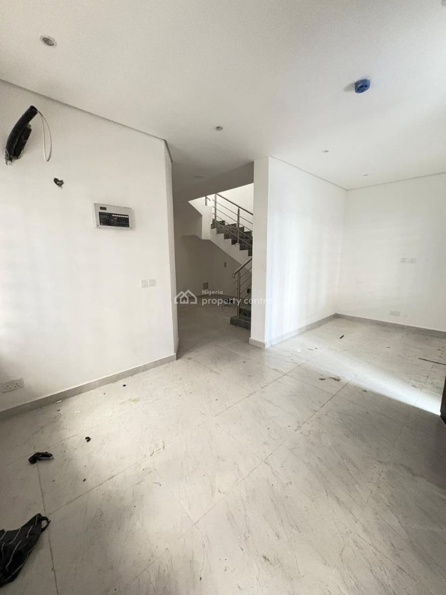 Spacious Newly Built Serviced 4 Bedroom Duplex with Bq, Chevron Drive, Lekki, Lagos, Semi-detached Duplex for Rent