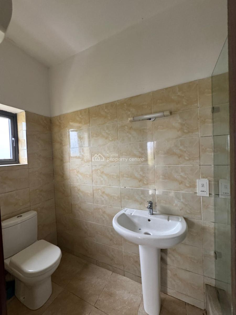 Very Spacious Comfortable 5 Bedrooms Duplex with 2 Rooms Bq, Vgc, Lekki, Lagos, Semi-detached Duplex for Rent