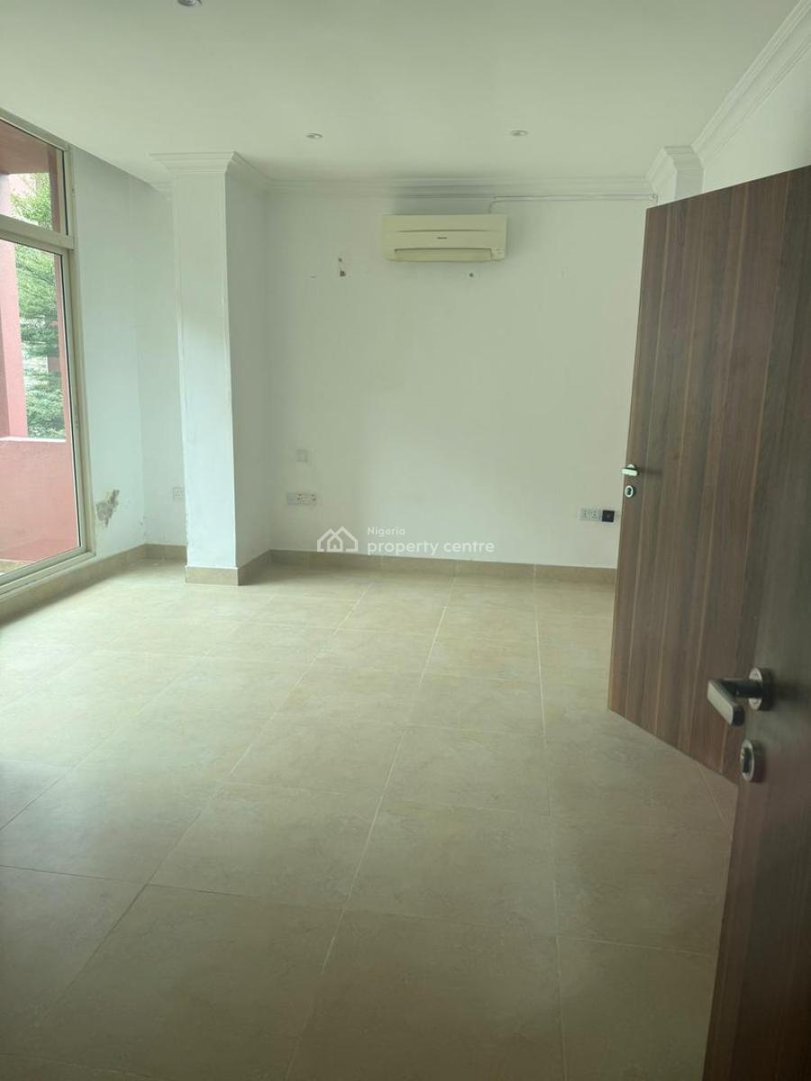 Well-maintained 3-bedroom Maisonette with Bq, Old Ikoyi, Ikoyi, Lagos, Flat / Apartment for Rent