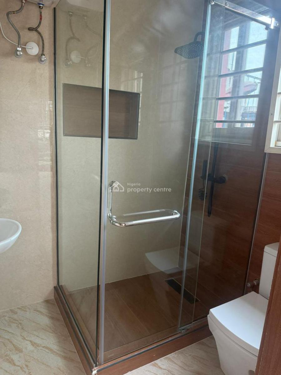 Well-maintained 3-bedroom Maisonette with Bq, Old Ikoyi, Ikoyi, Lagos, Flat / Apartment for Rent