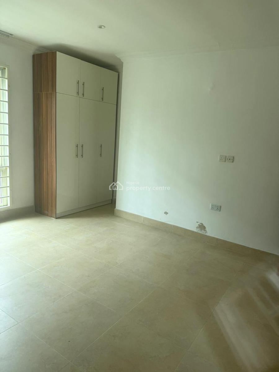 Well-maintained 3-bedroom Maisonette with Bq, Old Ikoyi, Ikoyi, Lagos, Flat / Apartment for Rent