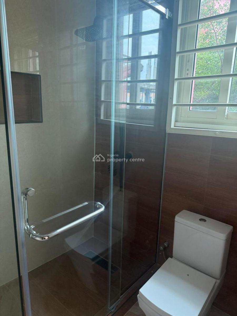 Well-maintained 3-bedroom Maisonette with Bq, Old Ikoyi, Ikoyi, Lagos, Flat / Apartment for Rent