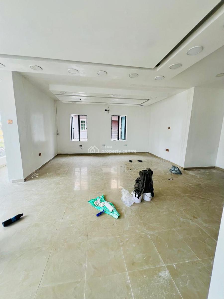 Nice Spacious 75 Square Meters Commercial Office Space, in The at of Lekki Phase One in a Busy Location, Lekki Phase 1, Lekki, Lagos, Office Space for Rent