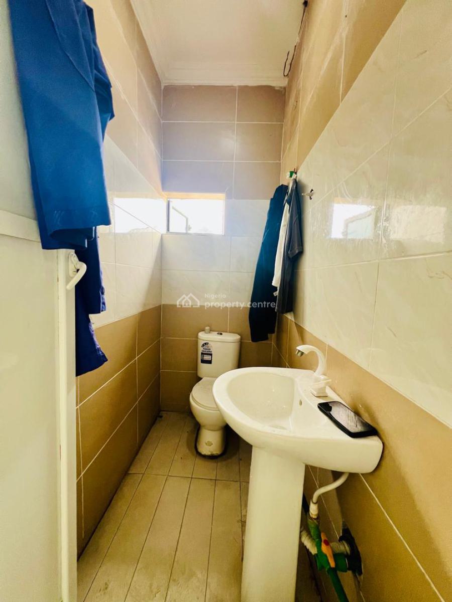 Nice Spacious 75 Square Meters Commercial Office Space, in The at of Lekki Phase One in a Busy Location, Lekki Phase 1, Lekki, Lagos, Office Space for Rent