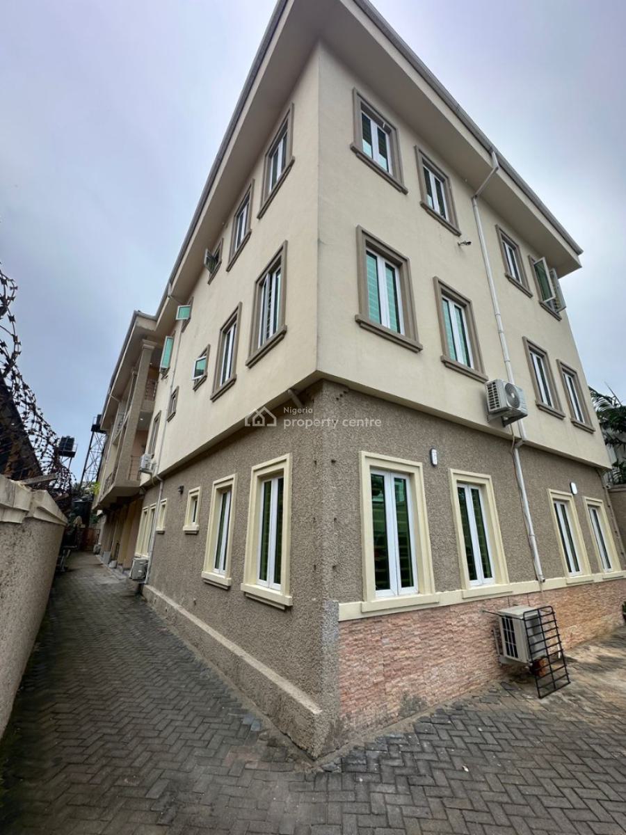 Newly Renovated & Well-maintained 3-bedroom Apartment with Bq, Ikoyi, Lagos, Flat / Apartment for Sale