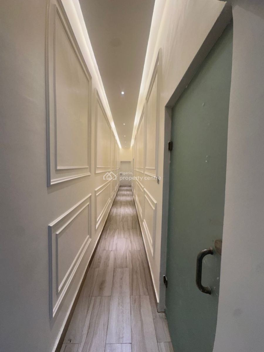 Newly Renovated & Well-maintained 3-bedroom Apartment with Bq, Ikoyi, Lagos, Flat / Apartment for Sale
