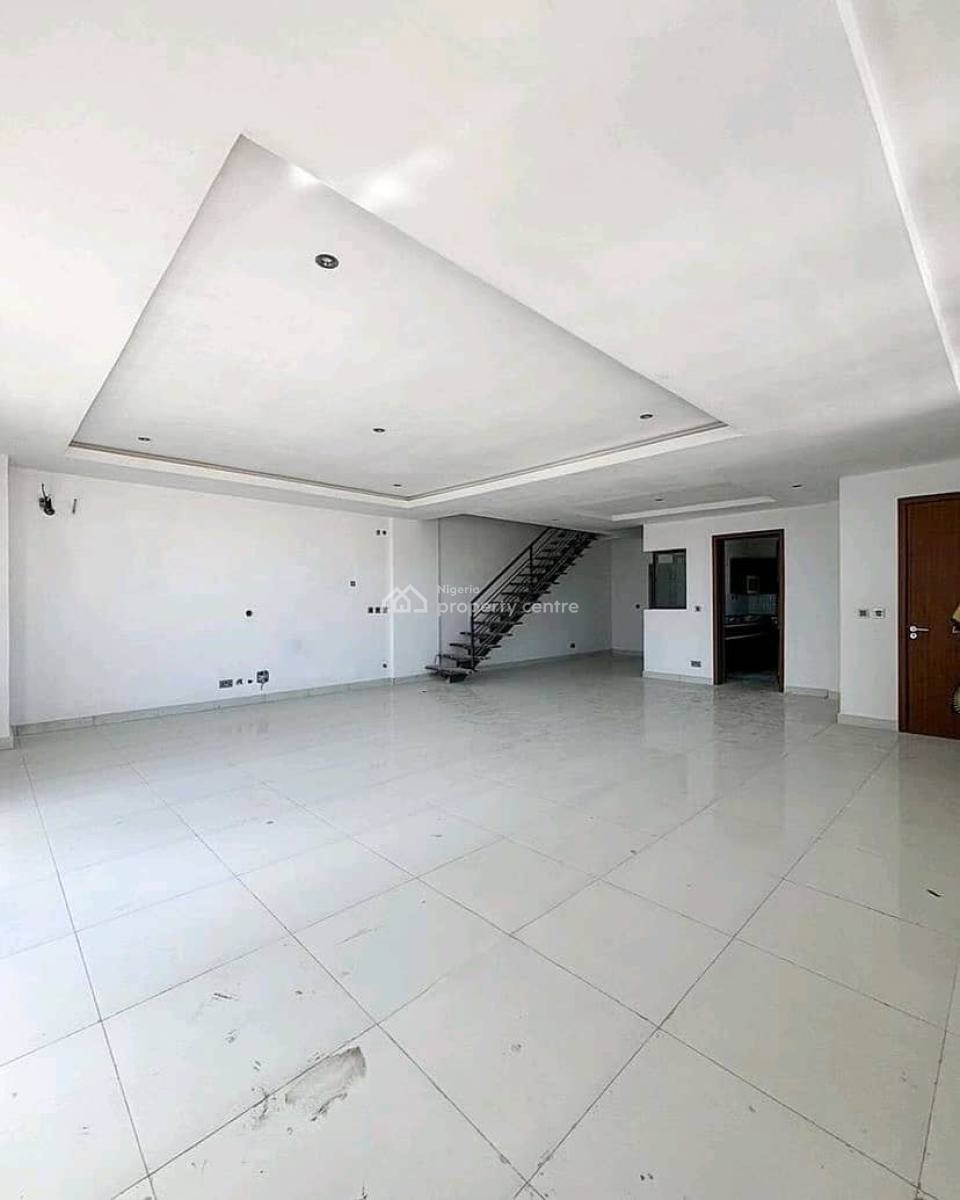 All New Luxury Standard Ensuit 3 Bedroom Spacious Maisonette Available, Lekki Phase 1, Lekki, Lagos, Flat / Apartment for Rent