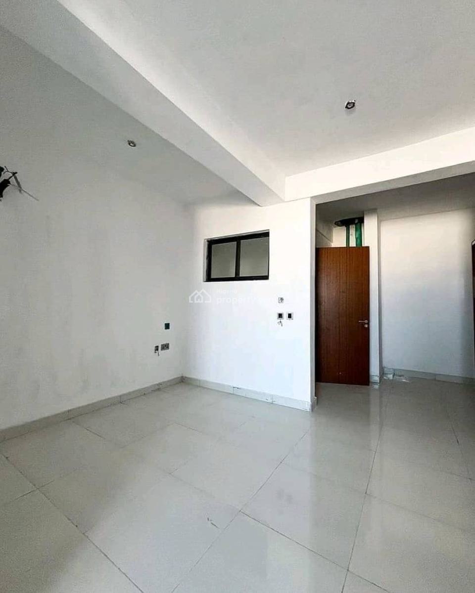 All New Luxury Standard Ensuit 3 Bedroom Spacious Maisonette Available, Lekki Phase 1, Lekki, Lagos, Flat / Apartment for Rent