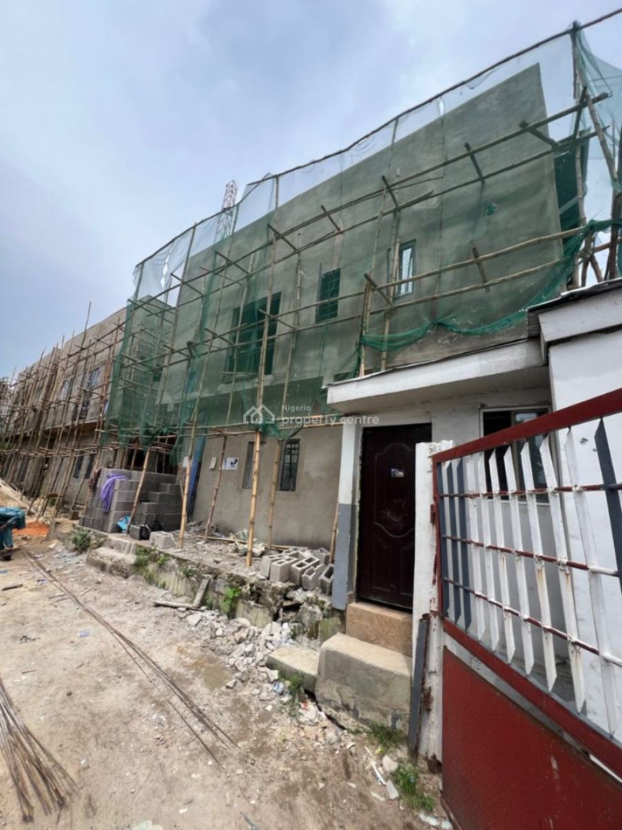 Affordable High Yield Cash Generating Apartment with Secured Managemen, Most Affordable Shortlet Apartments with Up to 15m Annual Yield, Obanikoro, Shomolu, Lagos, Block of Flats for Sale