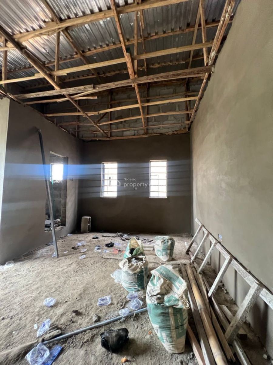 Affordable High Yield Cash Generating Apartment with Secured Managemen, Most Affordable Shortlet Apartments with Up to 15m Annual Yield, Obanikoro, Shomolu, Lagos, Block of Flats for Sale