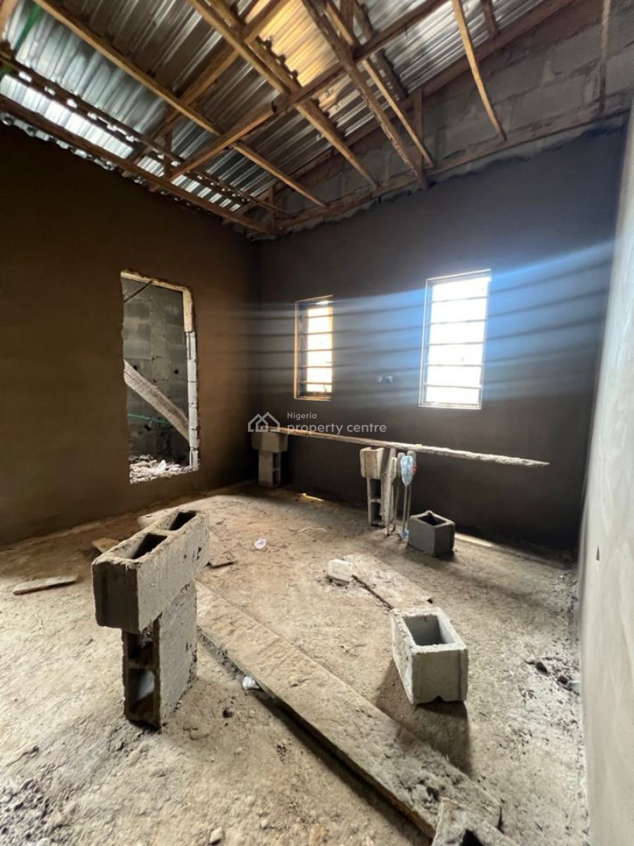 Affordable High Yield Cash Generating Apartment with Secured Managemen, Most Affordable Shortlet Apartments with Up to 15m Annual Yield, Obanikoro, Shomolu, Lagos, Block of Flats for Sale